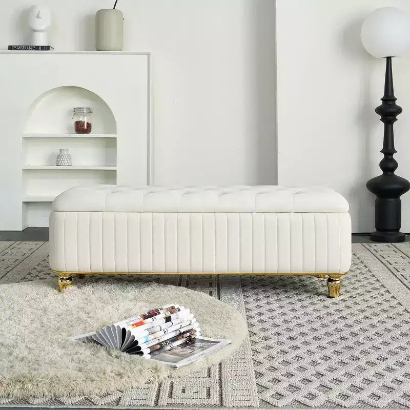 Banc de rangement ottoman moderne de luxe avec dessus rabattable, bouton profond, décor doré et pieds en métal, rembourré pour salon, chambre à coucher