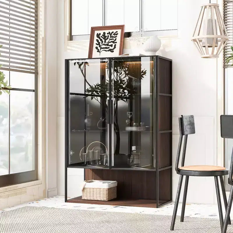 Vitrine haute éclairée de 130 cm avec porte en verre trempé, vitrine LED à cadre métallique