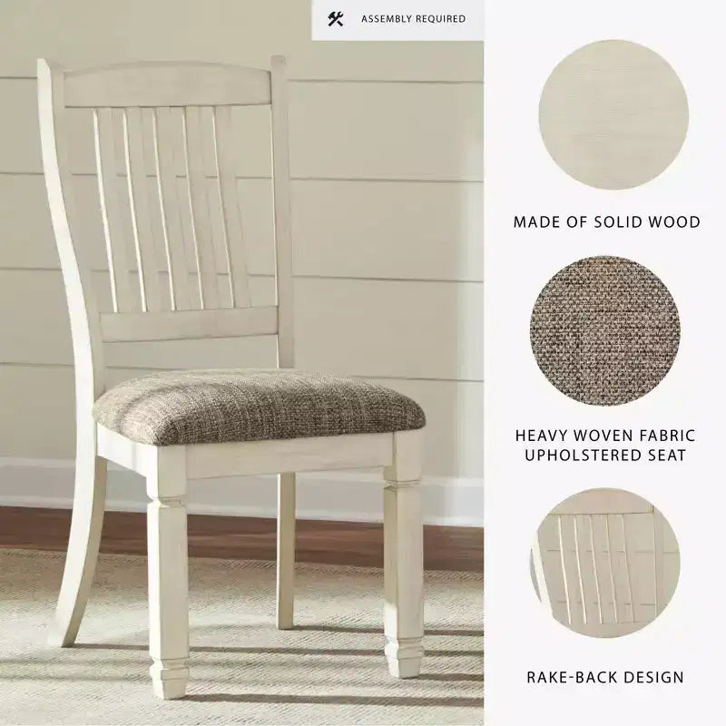 Chaise de salle à manger capitonnée blanche - par : Rake-Back, finition chêne texturé