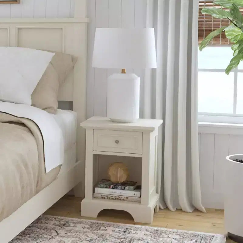 Table de chevet blanche