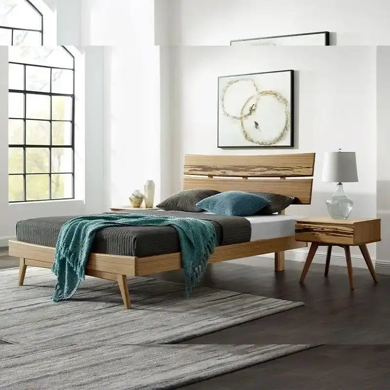 Sarah 3pc Queen Platform Bedroom Set in Golden