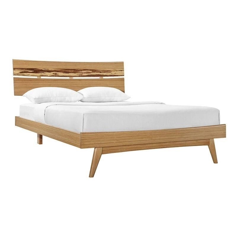 Sarah 3pc Queen Platform Bedroom Set in Golden