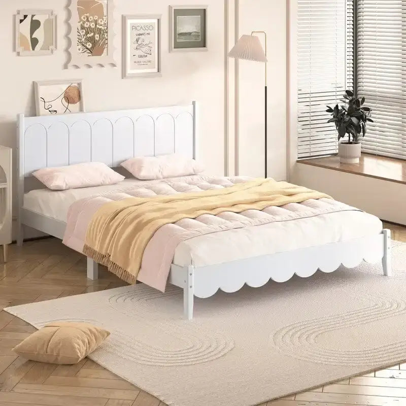 Queen Size Wood Platform Bed with Rectangular Headboard